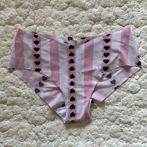 Victoria’s Secret hipster panty hearts & stripes